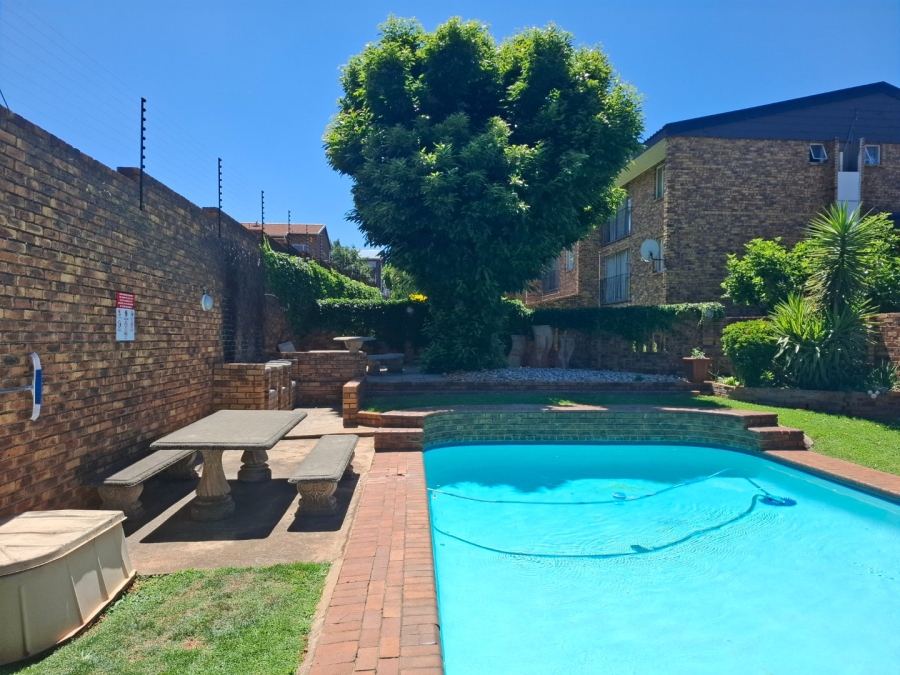 2 Bedroom Property for Sale in Eastleigh Gauteng