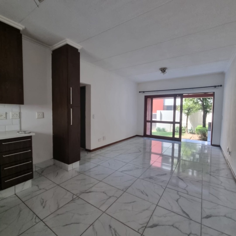 To Let 1 Bedroom Property for Rent in Beverley Gauteng