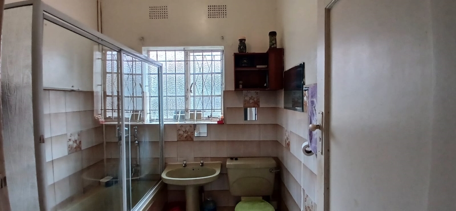 2 Bedroom Property for Sale in Rosettenville Gauteng