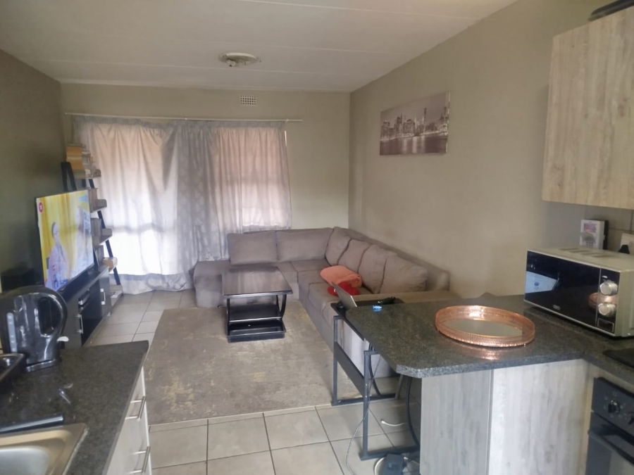 2 Bedroom Property for Sale in Montana Tuine Gauteng