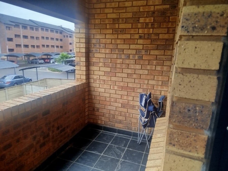 2 Bedroom Property for Sale in Montana Tuine Gauteng