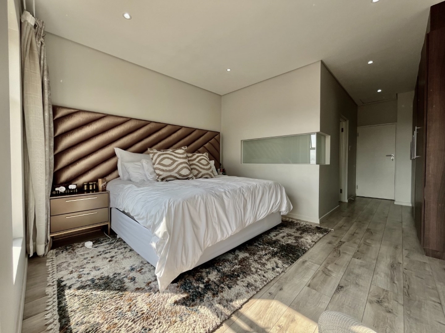 To Let 3 Bedroom Property for Rent in Crowthorne AH Gauteng