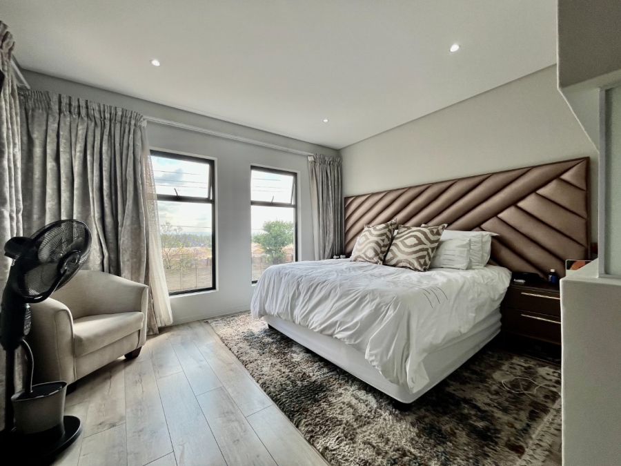 To Let 3 Bedroom Property for Rent in Crowthorne AH Gauteng