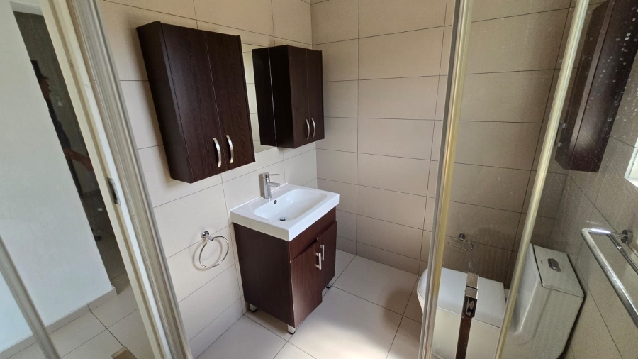 To Let  Bedroom Property for Rent in Carlswald Gauteng