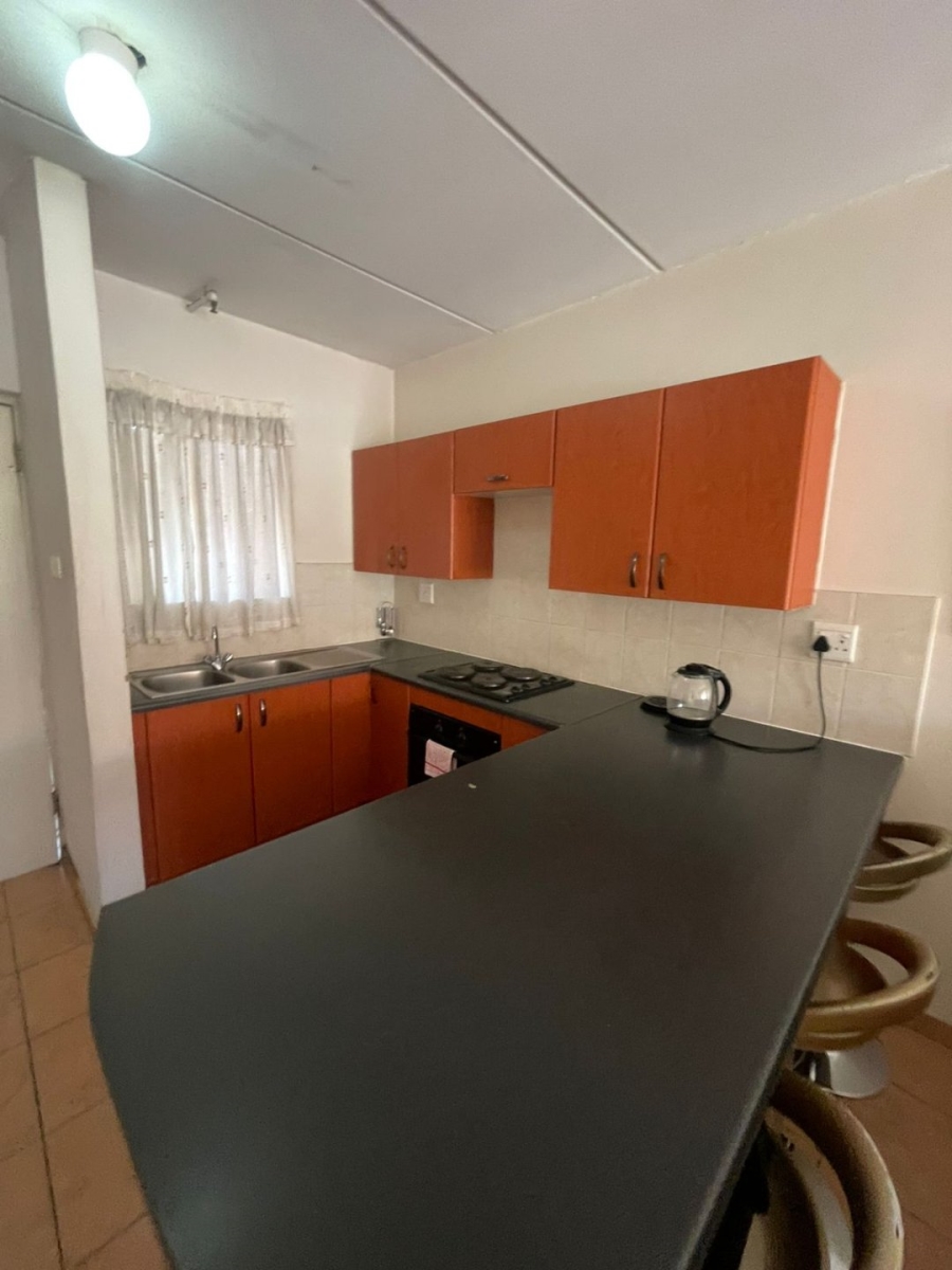 2 Bedroom Property for Sale in Birchleigh Gauteng