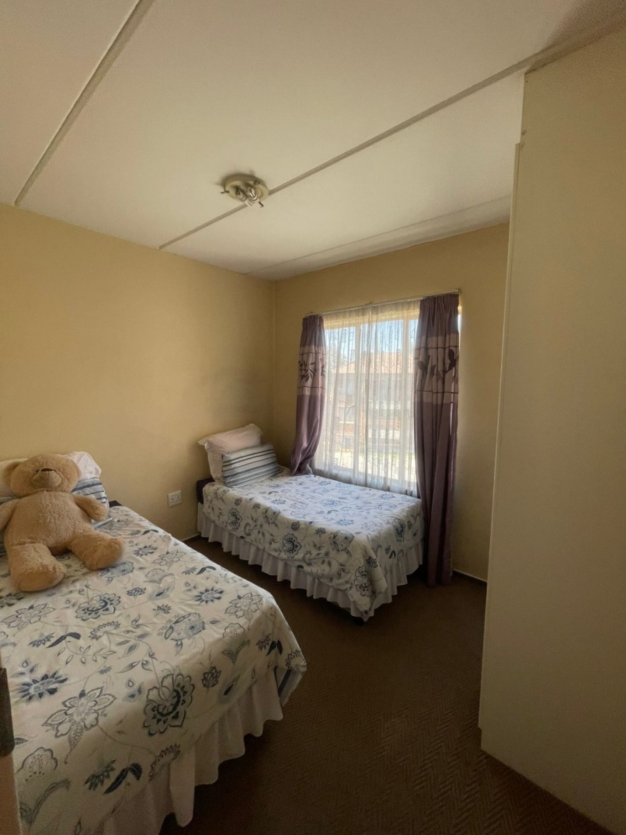 2 Bedroom Property for Sale in Birchleigh Gauteng