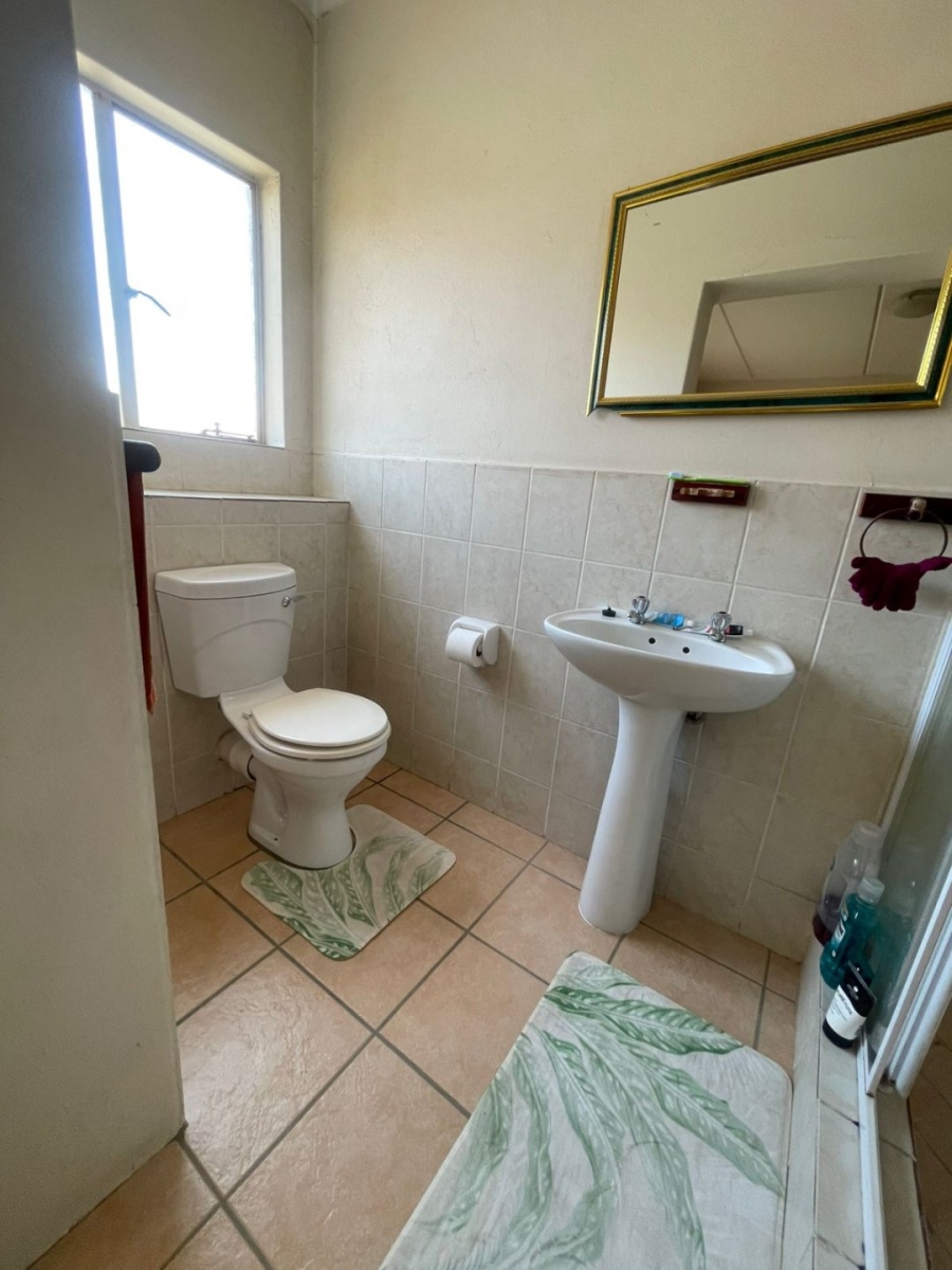 2 Bedroom Property for Sale in Birchleigh Gauteng