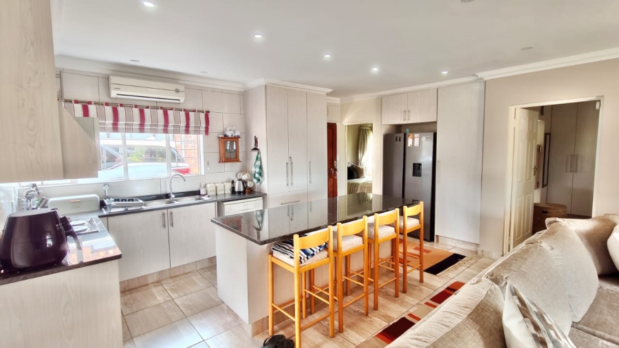 4 Bedroom Property for Sale in Vaal Marina Gauteng