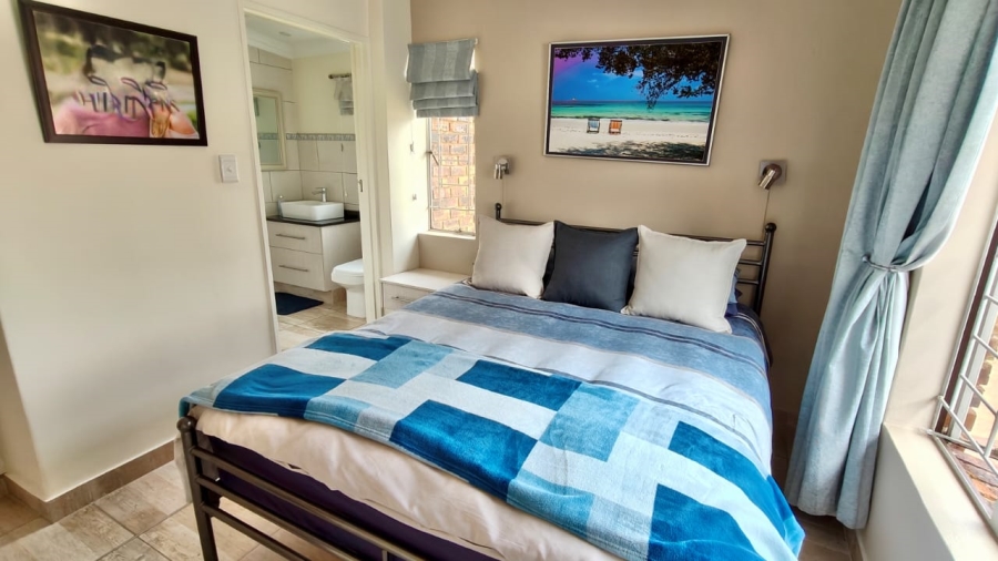 4 Bedroom Property for Sale in Vaal Marina Gauteng
