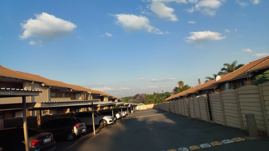 2 Bedroom Property for Sale in Birch Acres Gauteng