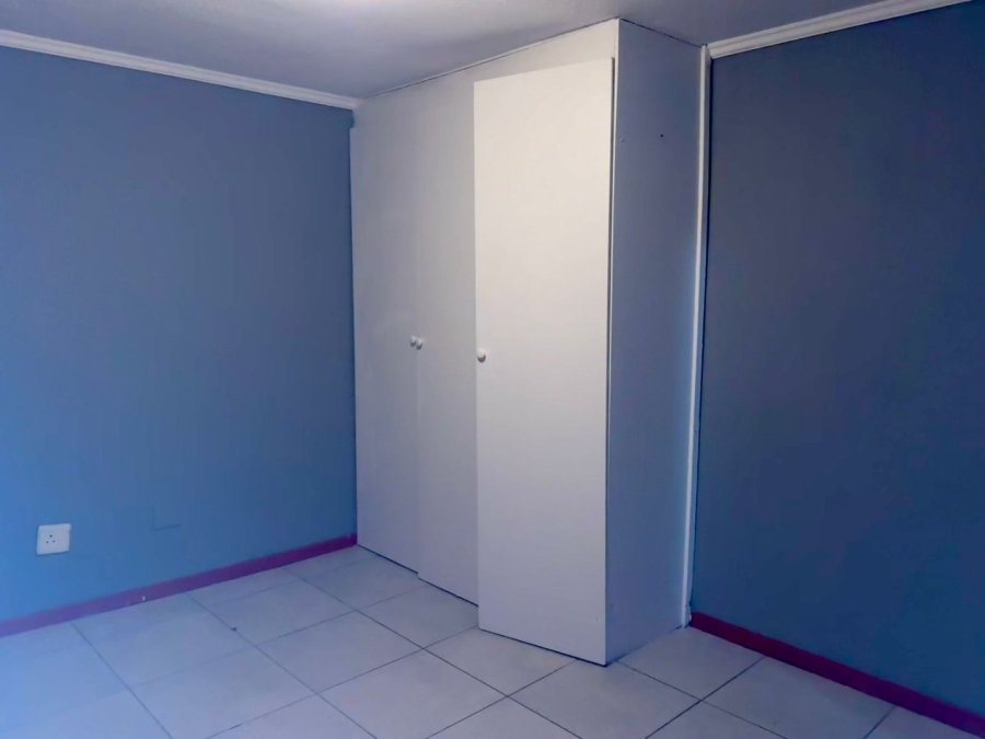 2 Bedroom Property for Sale in Birch Acres Gauteng