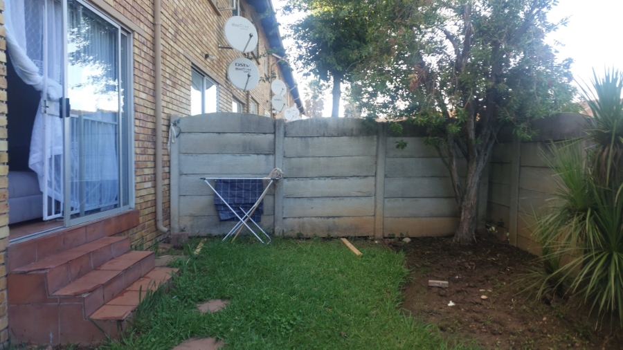 2 Bedroom Property for Sale in Birch Acres Gauteng