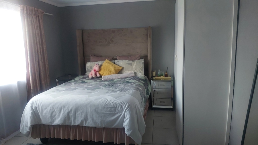 2 Bedroom Property for Sale in Birch Acres Gauteng