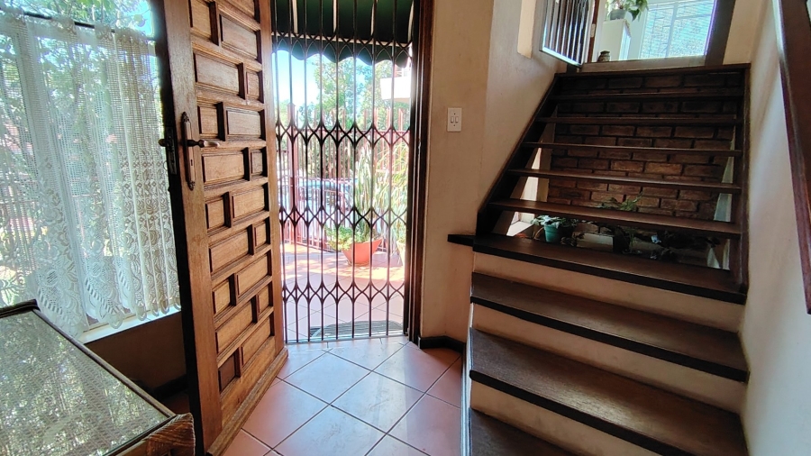 4 Bedroom Property for Sale in Zwartkop Gauteng