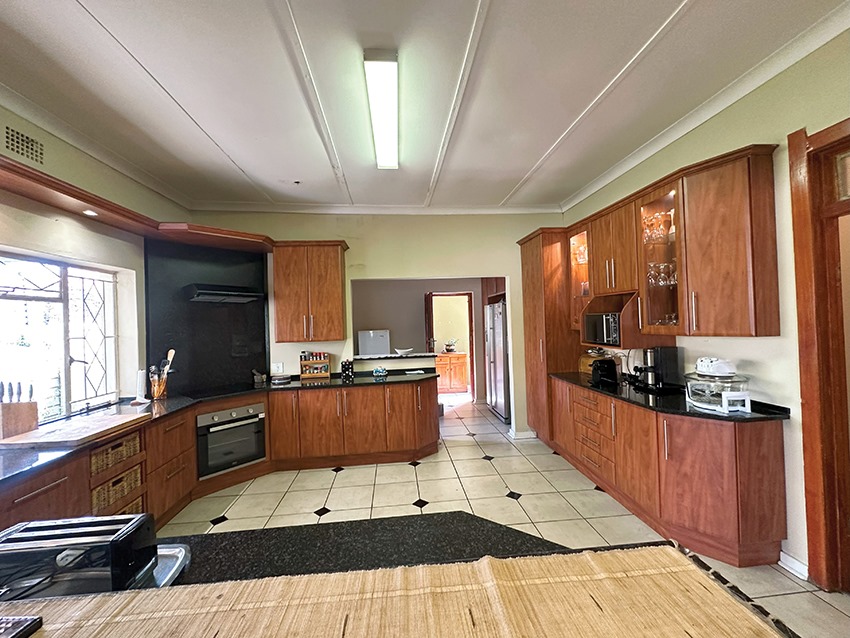 To Let 2 Bedroom Property for Rent in Highlands North Gauteng