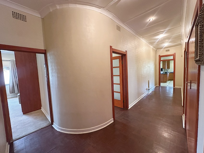 To Let 2 Bedroom Property for Rent in Highlands North Gauteng
