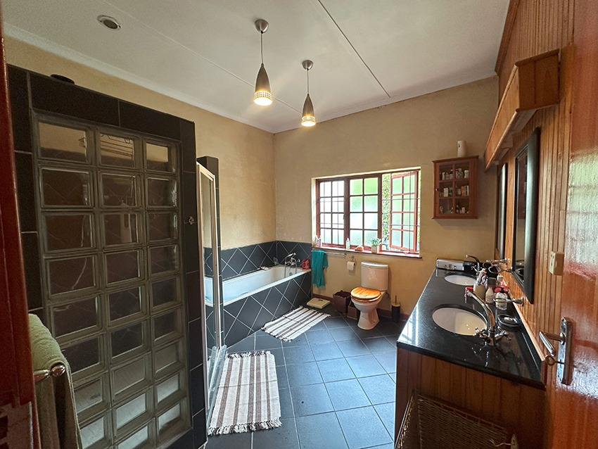 To Let 2 Bedroom Property for Rent in Highlands North Gauteng