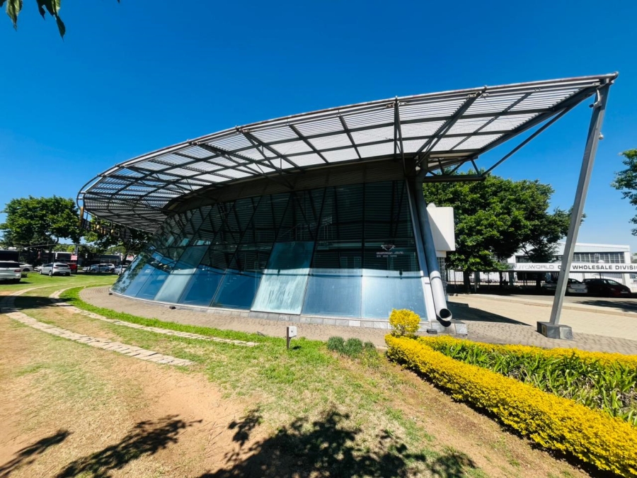 Commercial Property for Sale in Randjespark Gauteng