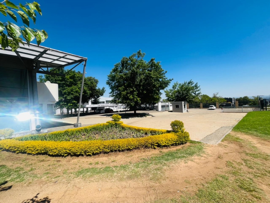 Commercial Property for Sale in Randjespark Gauteng