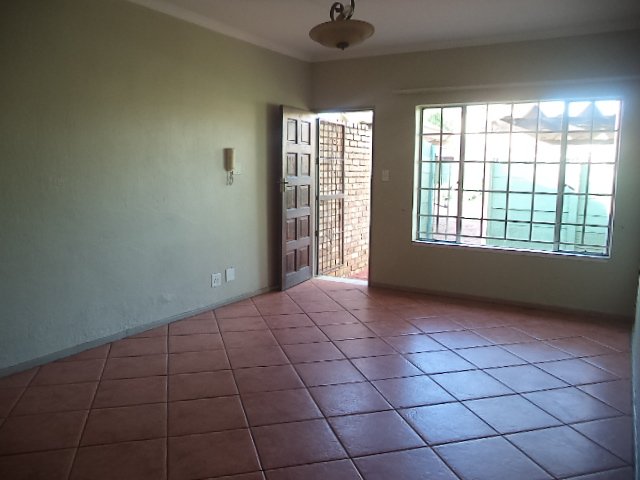 To Let 2 Bedroom Property for Rent in Montana Park Gauteng