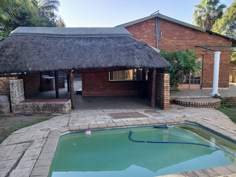  Bedroom Property for Sale in Pretoria West Gauteng