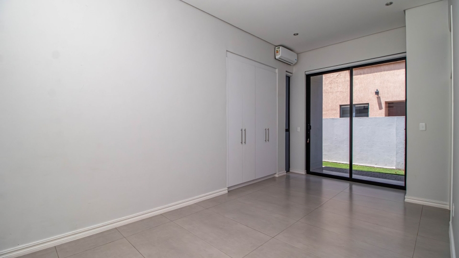 4 Bedroom Property for Sale in Serengeti Lifestyle Estate Gauteng
