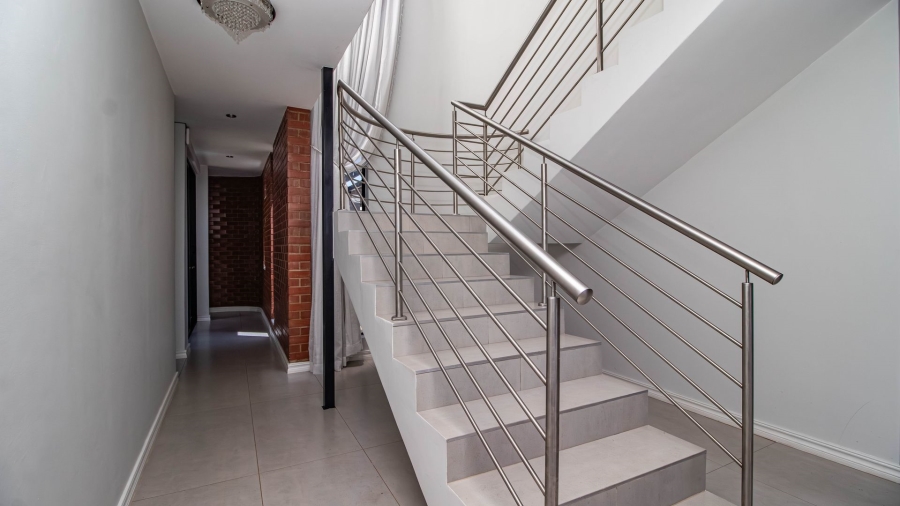 4 Bedroom Property for Sale in Serengeti Lifestyle Estate Gauteng