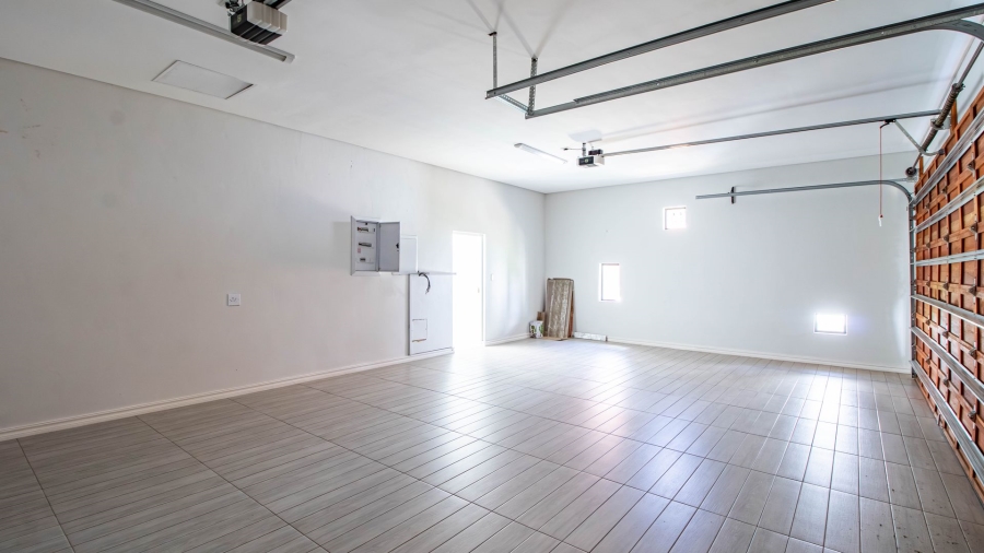 4 Bedroom Property for Sale in Serengeti Lifestyle Estate Gauteng