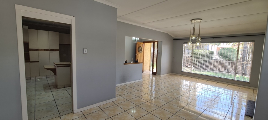 3 Bedroom Property for Sale in Verwoerdpark Gauteng