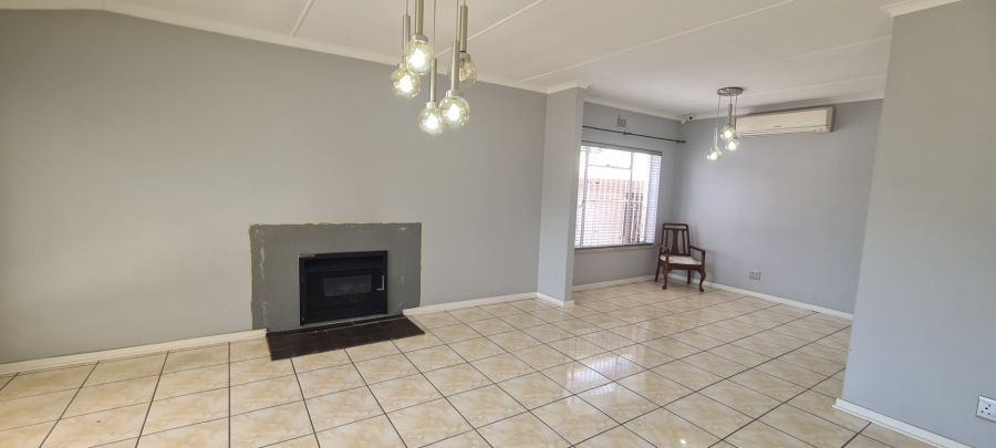 3 Bedroom Property for Sale in Verwoerdpark Gauteng