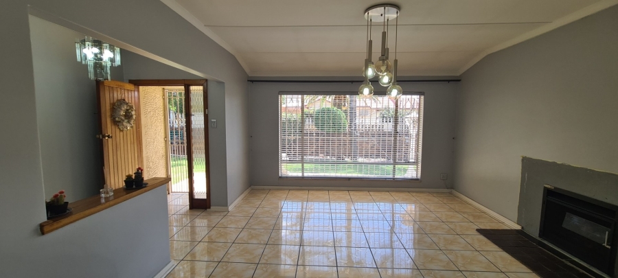 3 Bedroom Property for Sale in Verwoerdpark Gauteng