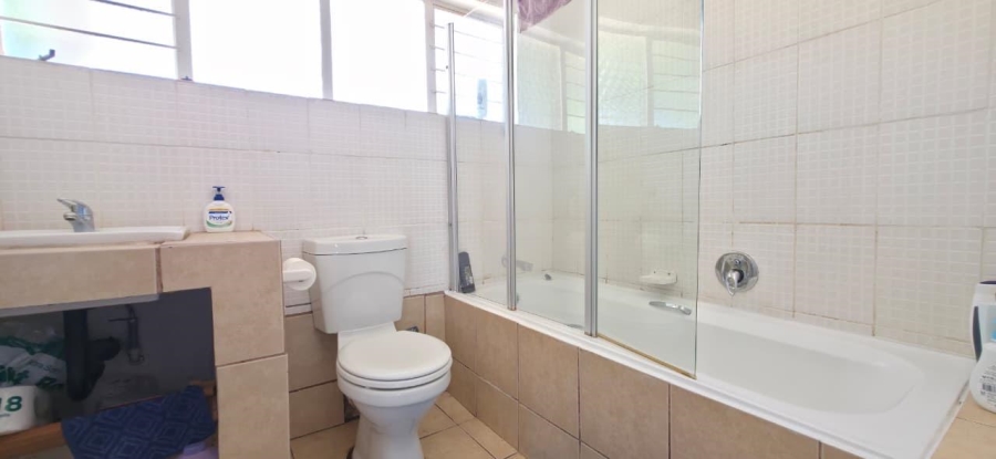 4 Bedroom Property for Sale in Kibler Park Gauteng