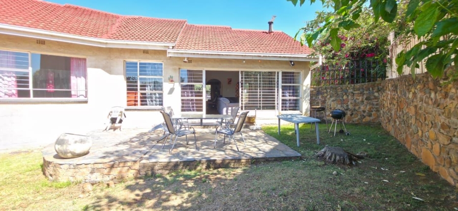 4 Bedroom Property for Sale in Kibler Park Gauteng