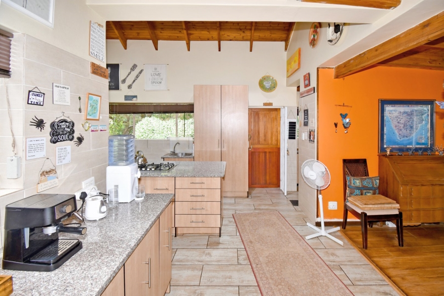 5 Bedroom Property for Sale in Eldoraigne Gauteng