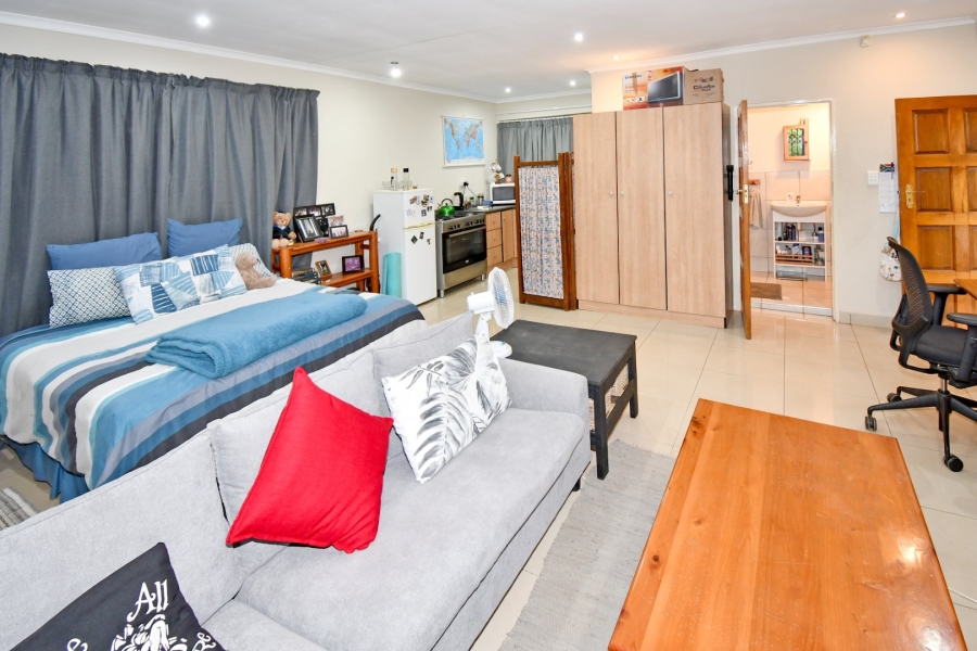 5 Bedroom Property for Sale in Eldoraigne Gauteng