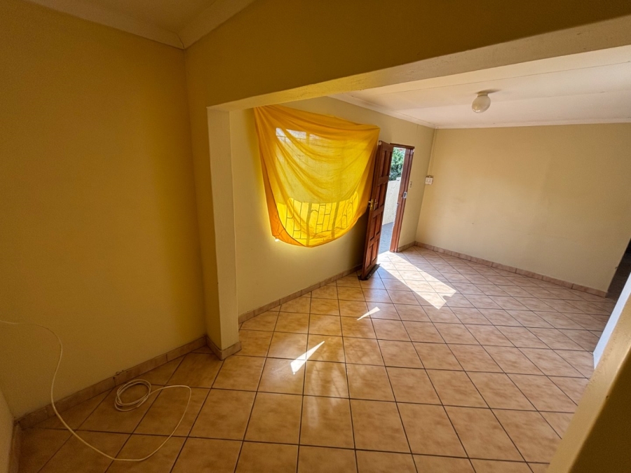 4 Bedroom Property for Sale in Soshanguve UU Gauteng