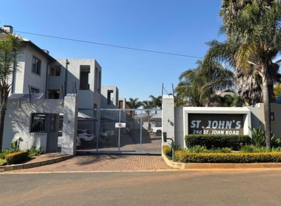 2 Bedroom Property for Sale in Hurlyvale Gauteng