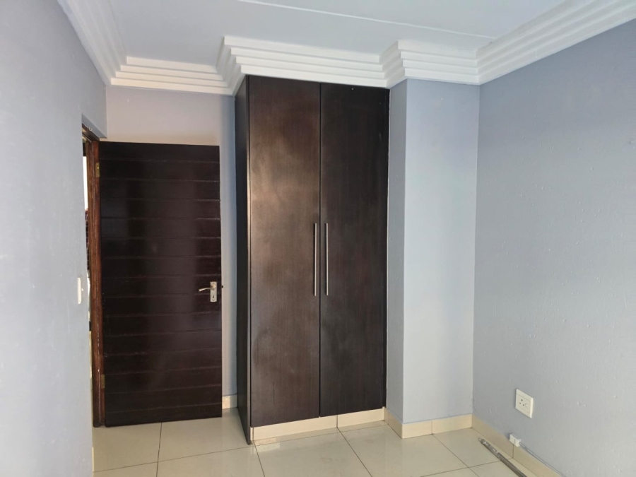 To Let 2 Bedroom Property for Rent in Ravenswood Gauteng