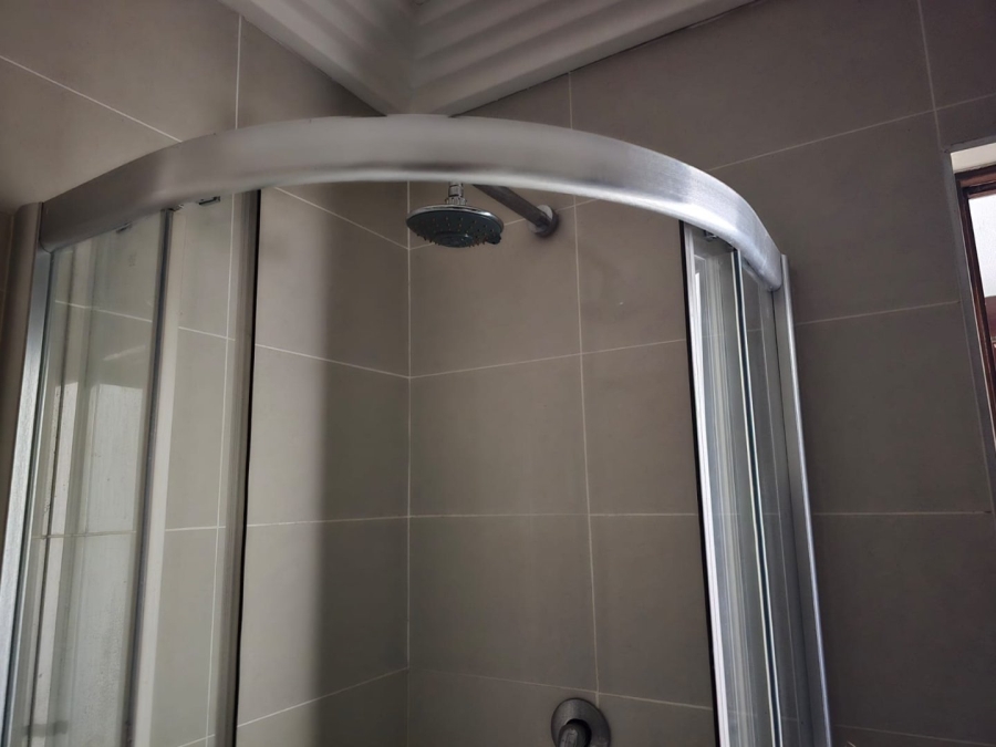 To Let 2 Bedroom Property for Rent in Ravenswood Gauteng