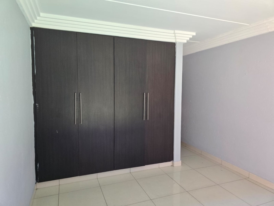 To Let 2 Bedroom Property for Rent in Ravenswood Gauteng