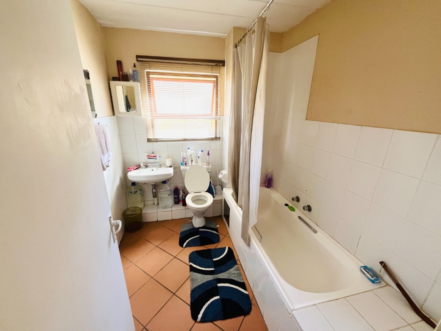 To Let 1 Bedroom Property for Rent in Northgate Gauteng