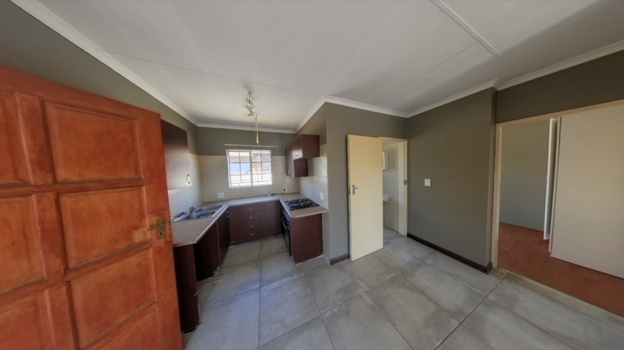 2 Bedroom Property for Sale in Andeon Gauteng