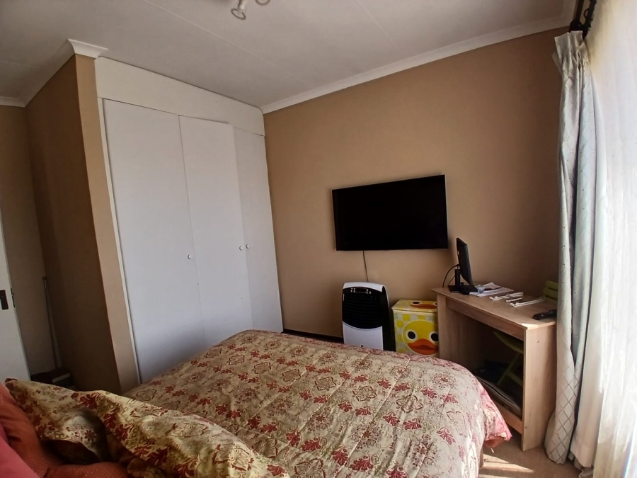 To Let  Bedroom Property for Rent in Zandspruit Gauteng