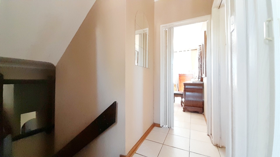 2 Bedroom Property for Sale in Three Rivers Gauteng