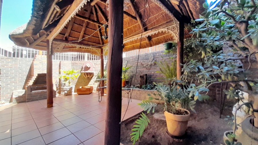 2 Bedroom Property for Sale in Three Rivers Gauteng
