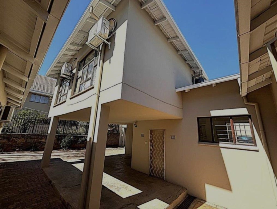 5 Bedroom Property for Sale in Eastwood Gauteng