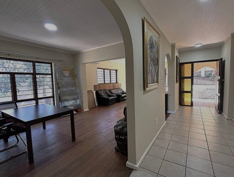 5 Bedroom Property for Sale in Eastwood Gauteng