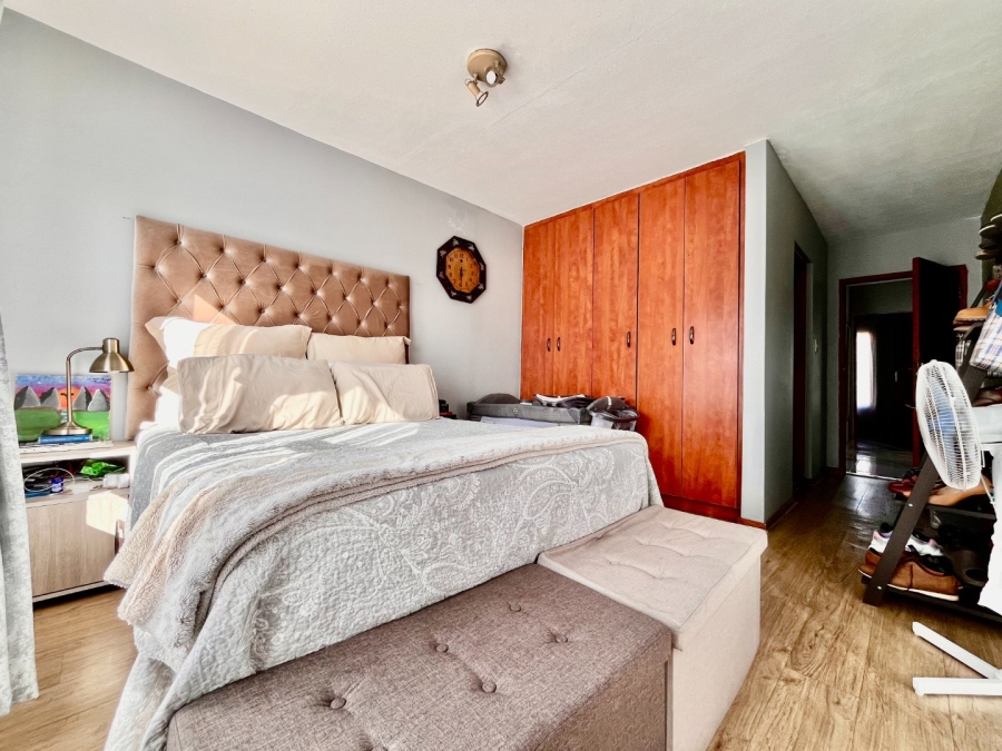 3 Bedroom Property for Sale in Erand Gardens Gauteng