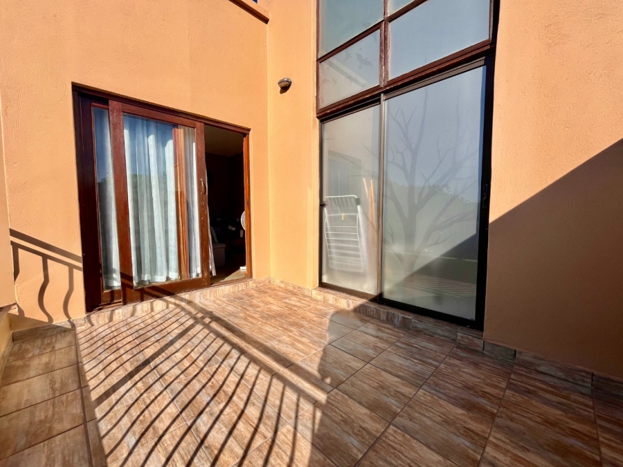 3 Bedroom Property for Sale in Erand Gardens Gauteng