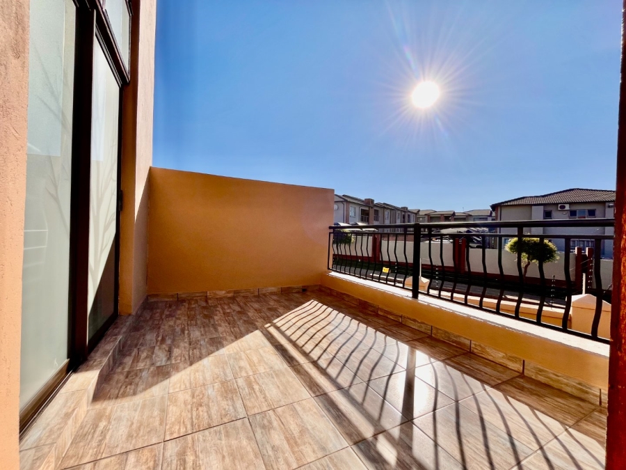 3 Bedroom Property for Sale in Erand Gardens Gauteng